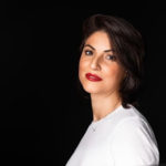Dahbia Roux nommée directrice de l'agence Ippon Lille, où elle apporte son expertise internationale.