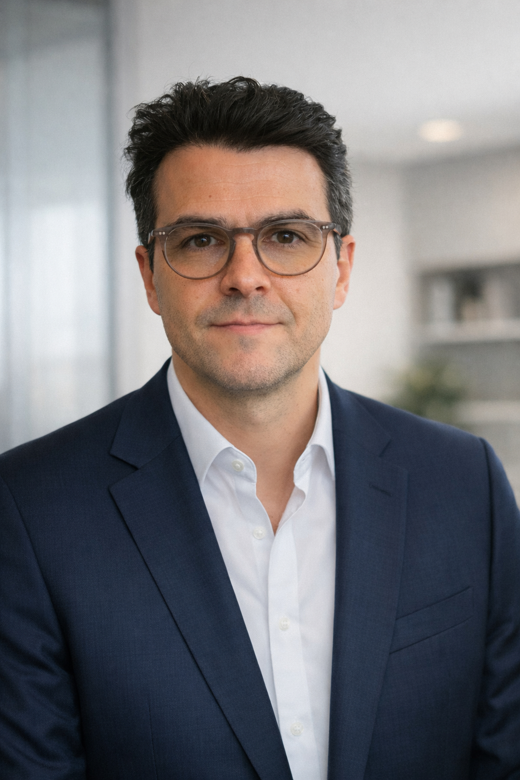 efficy nomme Karim Jelatat Director Sales & Marketing Europe